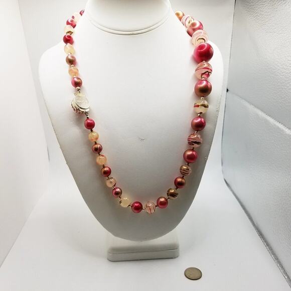Vintage Hong Kong Beaded Necklace Red White Gold 1950s 1960s Lucite Beads 24" - Picture 6 of 6